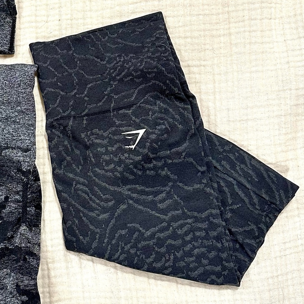 Gymshark seamless animal print cycling shorts in size small